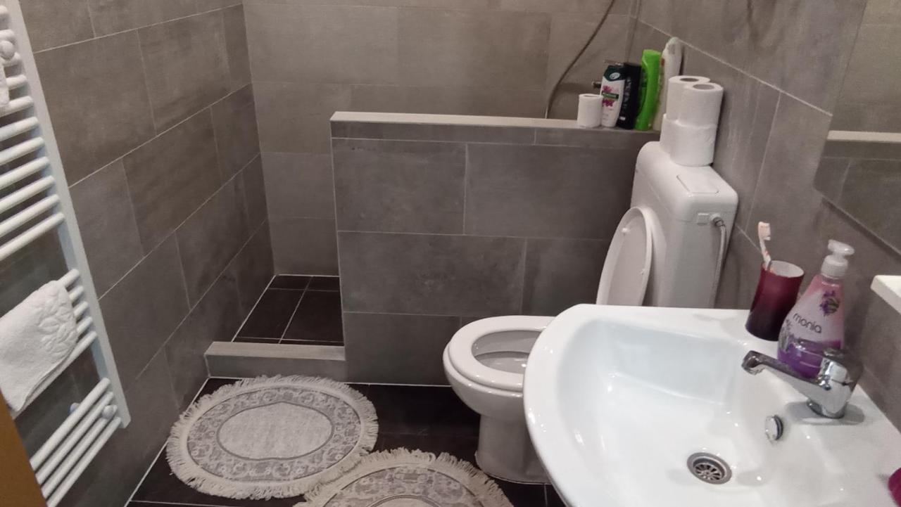 Elita Prenociste Apartman Bihać Kültér fotó